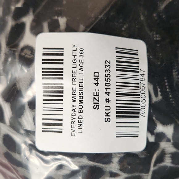 ❤️NWT VINTAGE TORRID WIRELESS BRA - CHEETAH PRINT - BACK SMOOTHING LIGHTLY LINED - Picture 5 of 8